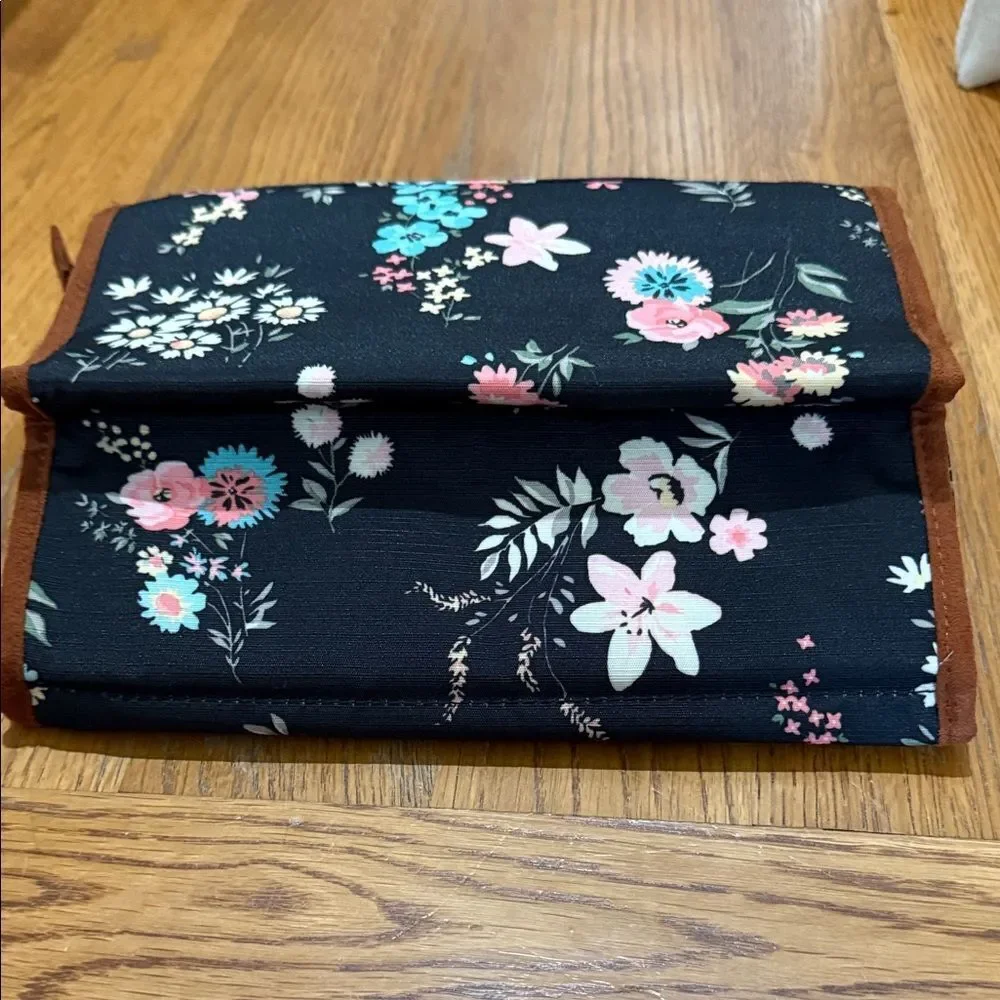 Primrose Hill London Floral Women's Cosmetic or Toiletry Bag - Black Floral